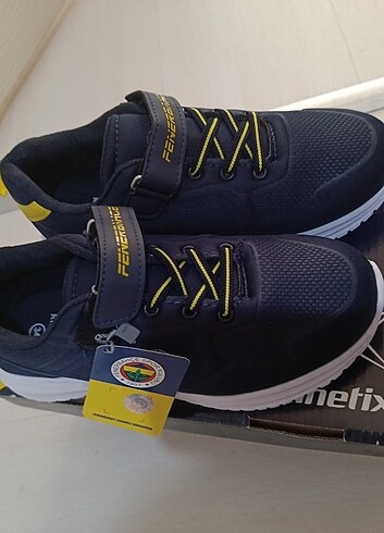 34 Beden lacivert Renk Kinetix Fenerbahçe 34 numara spor ayakkabı yeni 
