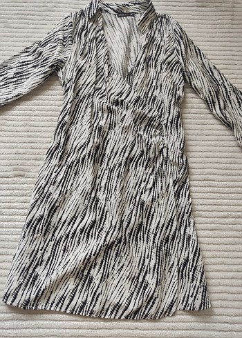 36 Beden Zebra Desenli V Yaka Mini Elbise