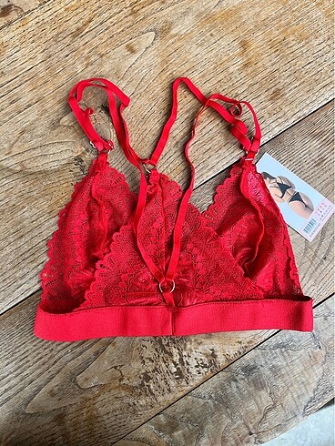 m Beden kırmızı Renk Kırmızı bralet sütyen