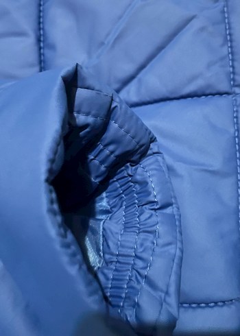 Erkek Çocuk Mavi Kapüşonlu Mont - Görsel 5