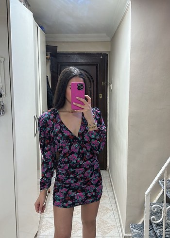 V Yaka Uzun Kollu Mini Elbise