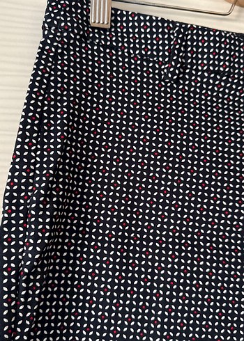 Düğmeli Gri Puantiyeli Kadın Kumaş Pantolon - Görsel 4