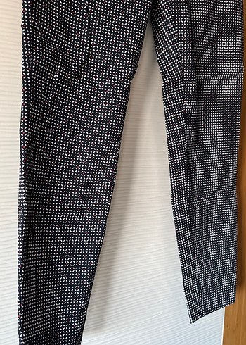 Düğmeli Gri Puantiyeli Kadın Kumaş Pantolon - Görsel 2