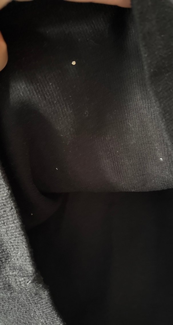 İnci Boncuk İşlemeli Siyah Kapüşonlu Triko Sweatshirt - Görsel 5