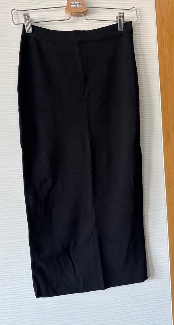 Uzun Siyah Jarse Triko Kalem Etek - Görsel 5