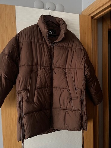 Zara Puffer Mont