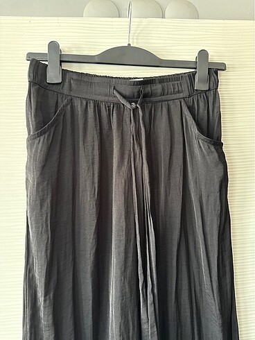 m Beden siyah Renk Zara pantolon
