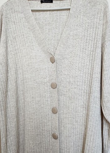 Düğmeli Uzun Hırka - Görsel 4