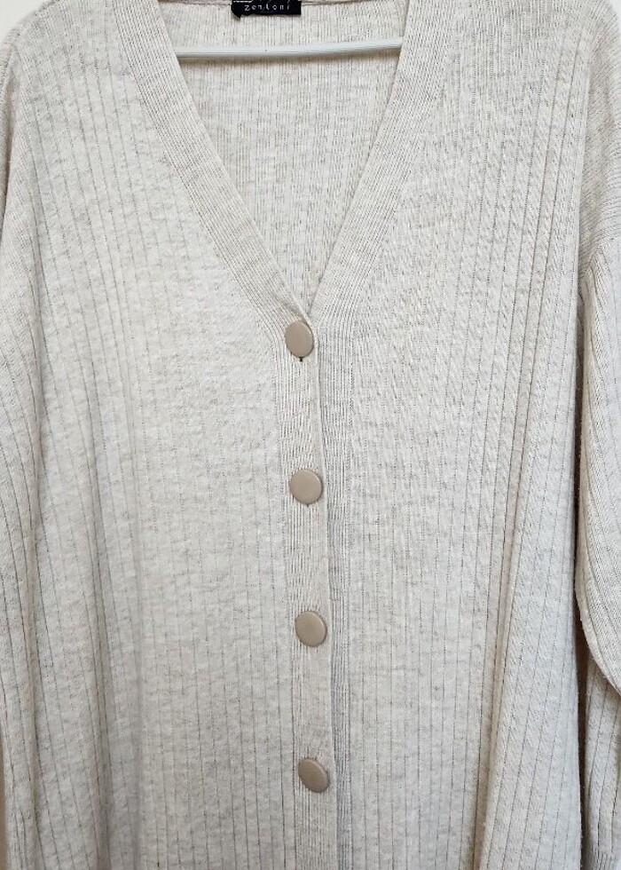 Düğmeli Uzun Hırka - Görsel 4