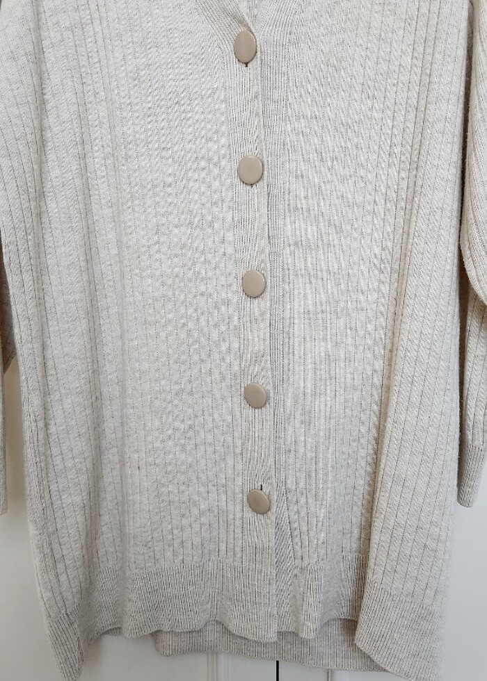 Düğmeli Uzun Hırka - Görsel 5