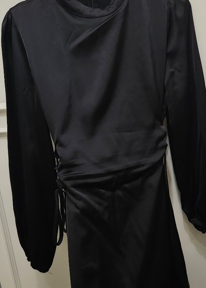 Tesettür saten elbise - Görsel 4