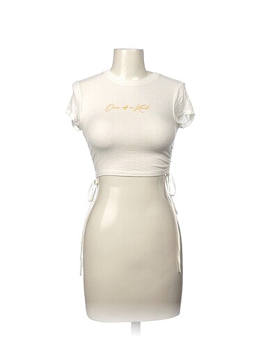Diğer T-shirt %70 İndirimli.