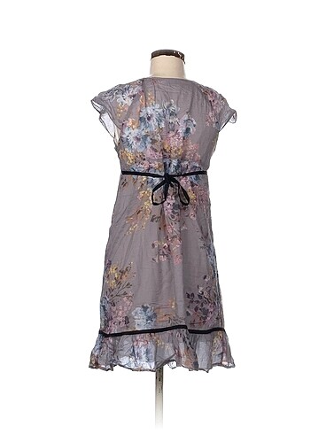42 Beden Vintage Love Kısa Elbise %70 İndirimli.