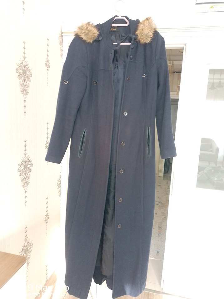 Lacivert Uzun Kadın pardesü, Kürklü, Ofis Stili - Görsel 3