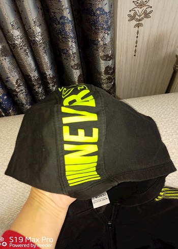 Erkek Çocuk Fermuarlı Siyah Kolsuz Yelek - Görsel 3