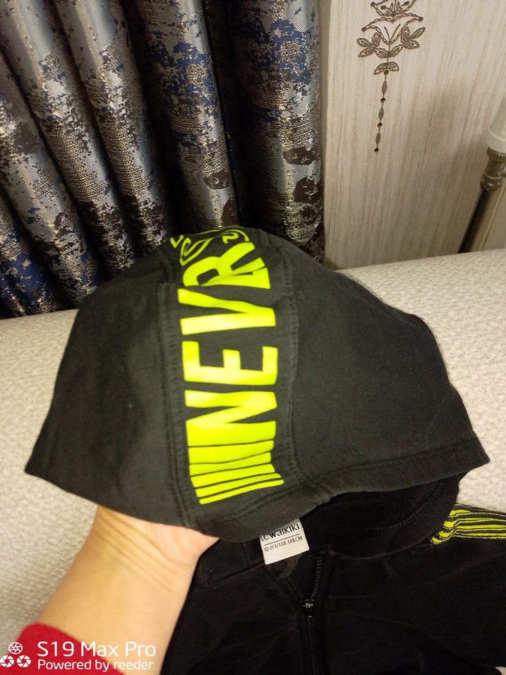 Erkek Çocuk Fermuarlı Siyah Kolsuz Yelek - Görsel 3