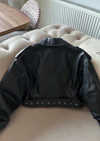 Zara Viral Suni Deri Kemerli Crop Biker Deri Ceket - Görsel 6