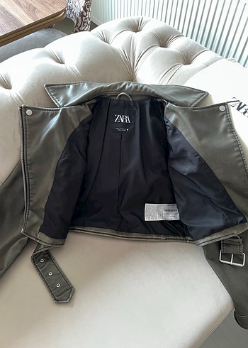 Zara Viral Haki Suni Deri Kemerli Crop Biker Deri Ceket - Görsel 6