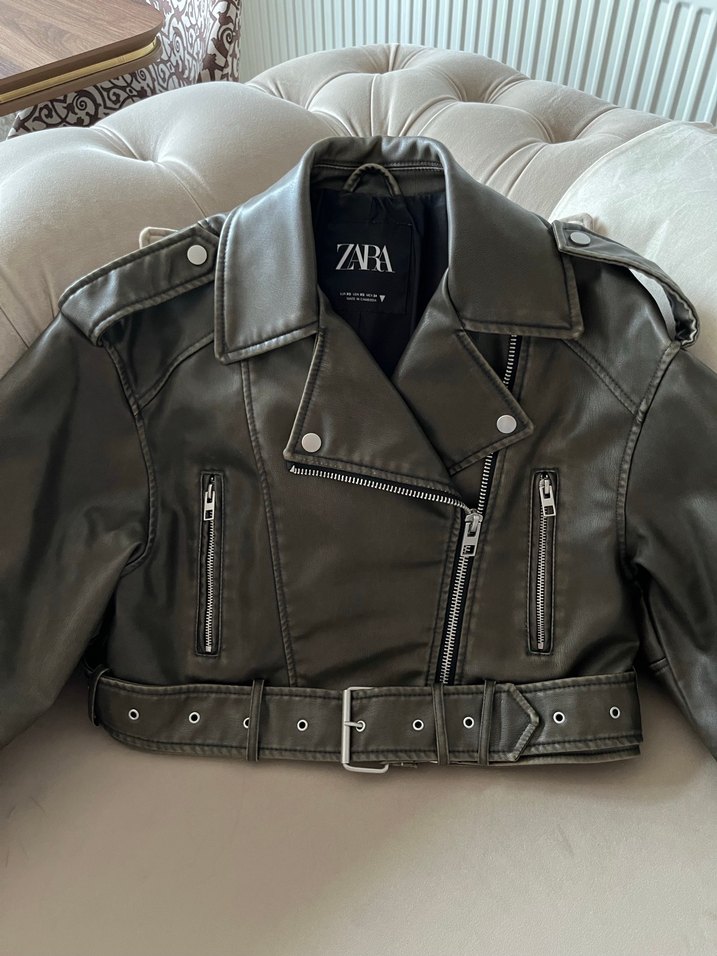 Zara Viral Haki Suni Deri Kemerli Crop Biker Deri Ceket - Görsel 3