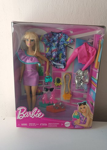 Barbie Bebek ve Aksesuar Seti