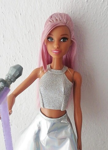 Beden Renk Barbie şarkıcı
