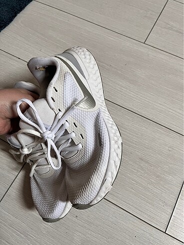 37,5 Beden Nike kadın spor revulation 5 pro