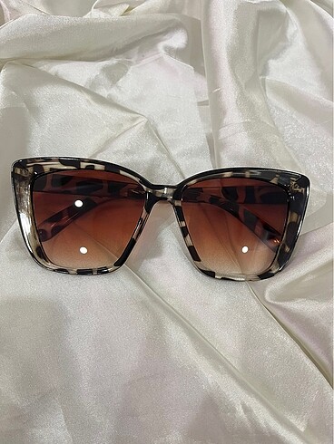Cat Eye uv400 Güneş gözlüğü leopar