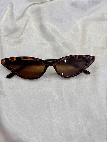 Cat eye güneş gözlüğü leopar