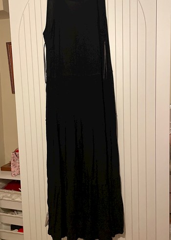 Siyah Uzun Drapeli Kolsuz Elbise - Görsel 2