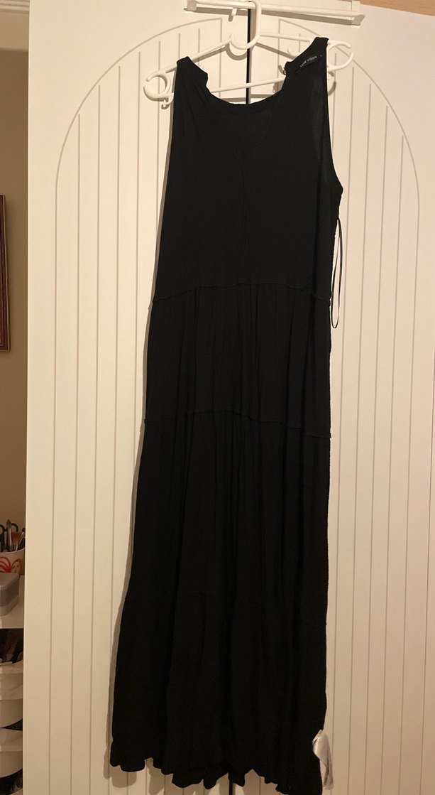 Siyah Uzun Drapeli Kolsuz Elbise - Görsel 3