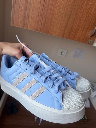 Adidas Süper Star