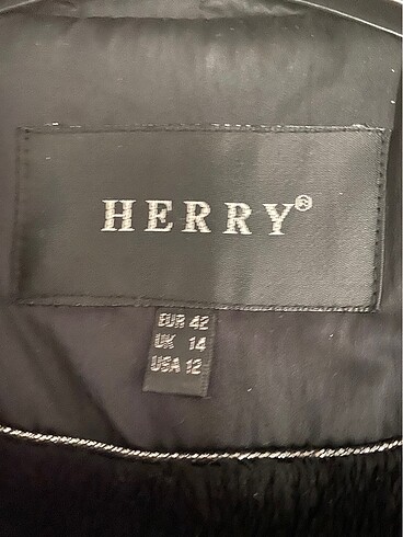 Herry Herry kapitone kaban
