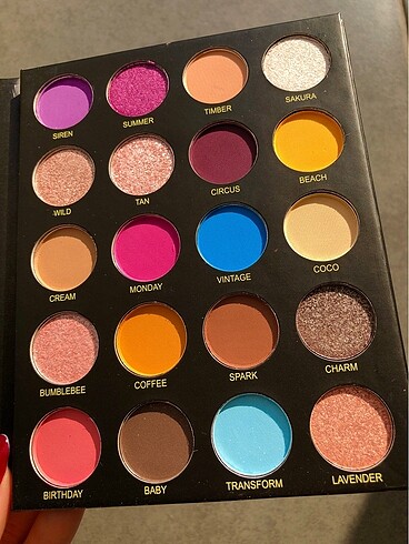 NYX Sıfır ürün