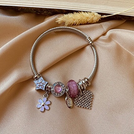 Pandora charm bileklik