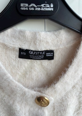 Düğmeli Krem Kadın Süveter - Görsel 5