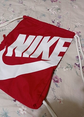 Nike çanta 