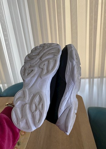 Minnie Baskılı Siyah Kız Çocuk Spor Ayakkabı - Görsel 4