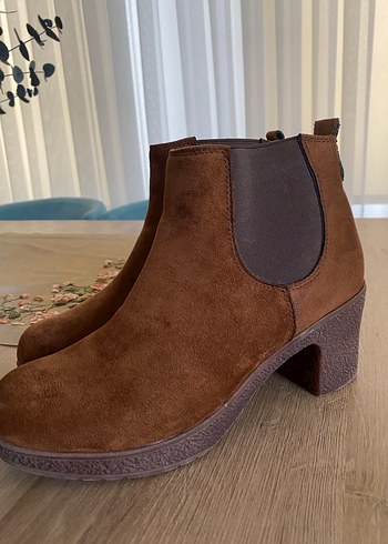 Kahverengi Süet Topuklu Kadın Bot - Görsel 5