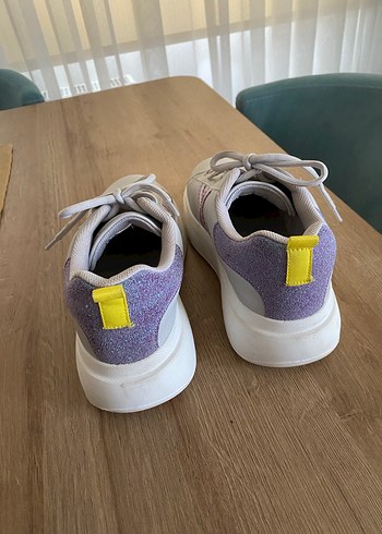 Mor Detaylı Gri Bağcıklı Platform Spor Ayakkabı - Görsel 4