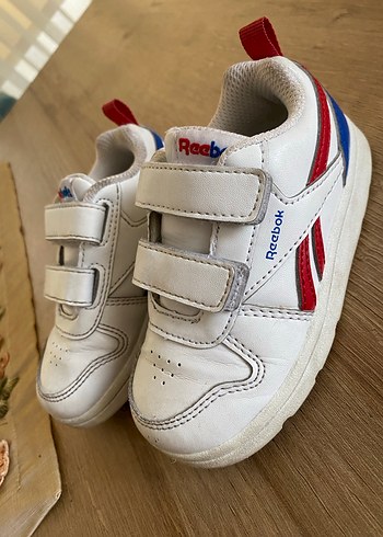 Reebook Beyaz Erkek Çocuk Spor Ayakkabı Velcro - Görsel 2