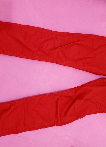 Kırmızı pantolon  - Görsel 3