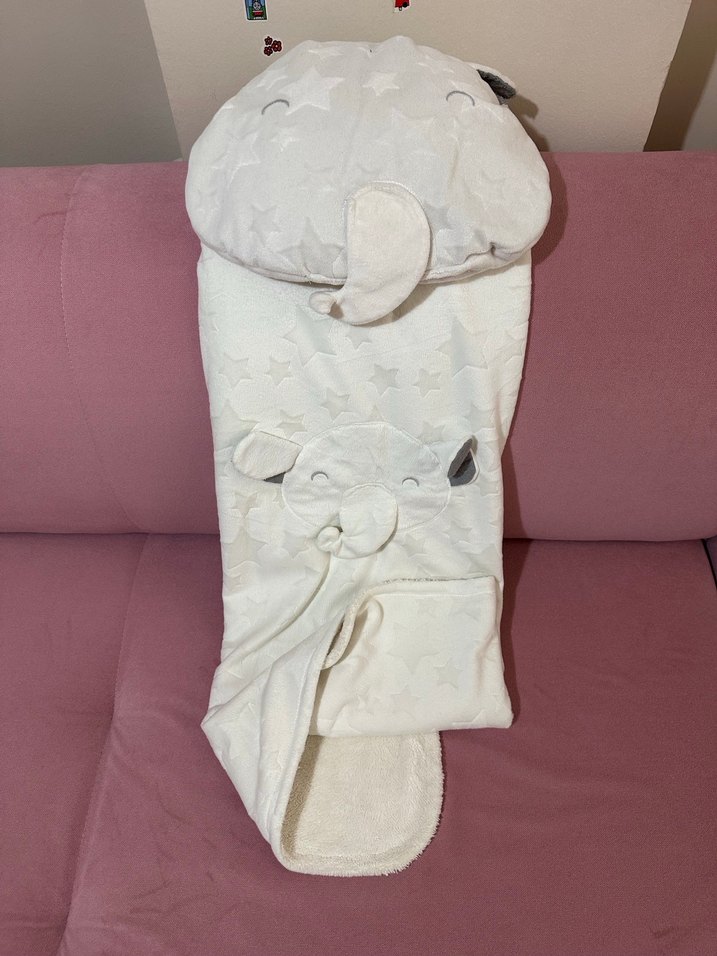 Beyaz Desenli Çocuk Uyku Battaniye ve Aksesuarı - Görsel 2