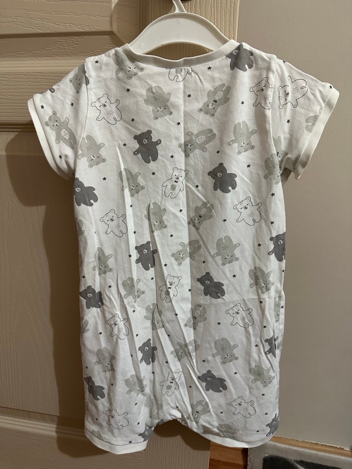 Kısa Kollu Gri Baskılı Bebek Tulum - Görsel 2