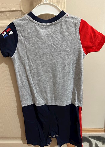 Gri Mickey Mouse Baskılı Kısa Kollu Bebek Tulum - Görsel 3