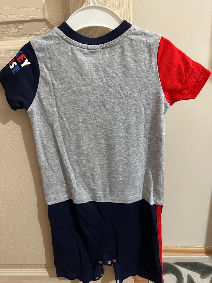 Gri Mickey Mouse Baskılı Kısa Kollu Bebek Tulum - Görsel 3