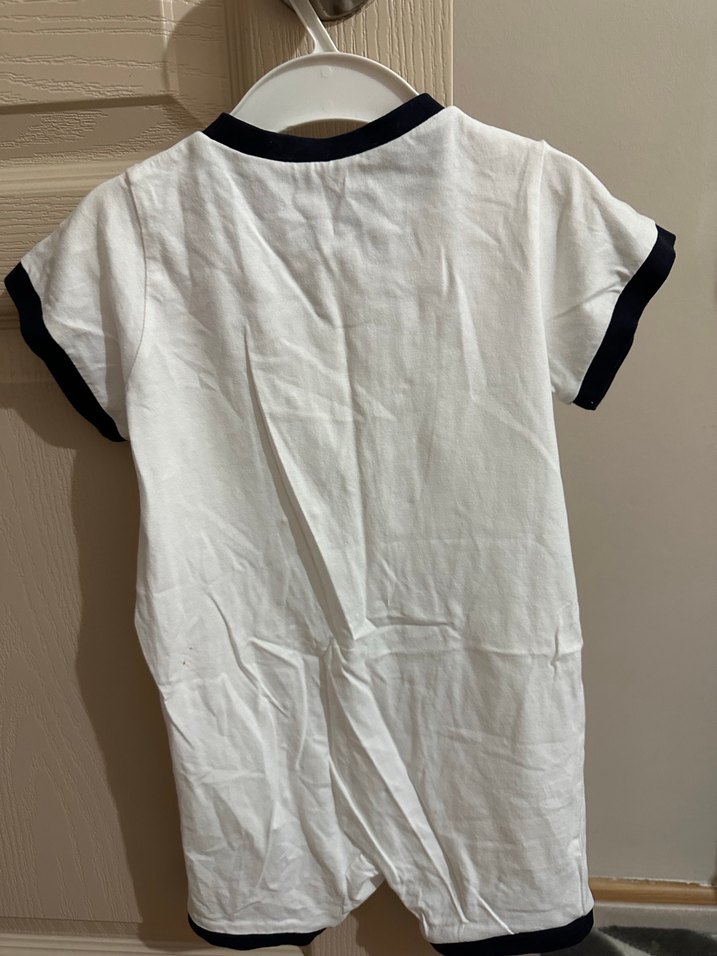 Düğmeli Kısa Kollu Erkek Bebek Tulum - Görsel 3