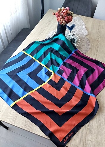 Silk home eşarp 