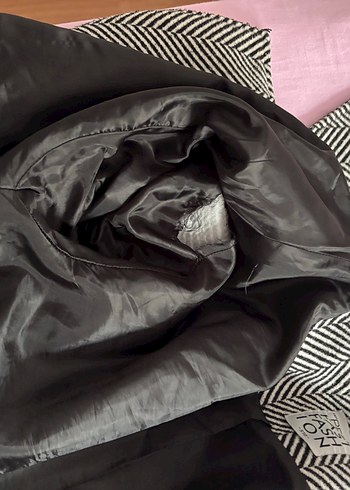 Balıksırtı desenli Kaban - Görsel 7