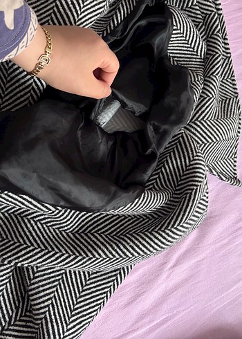 Balıksırtı desenli Kaban - Görsel 6