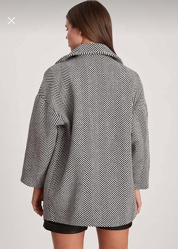 Desenli Siyah Beyaz Kaban - Görsel 2